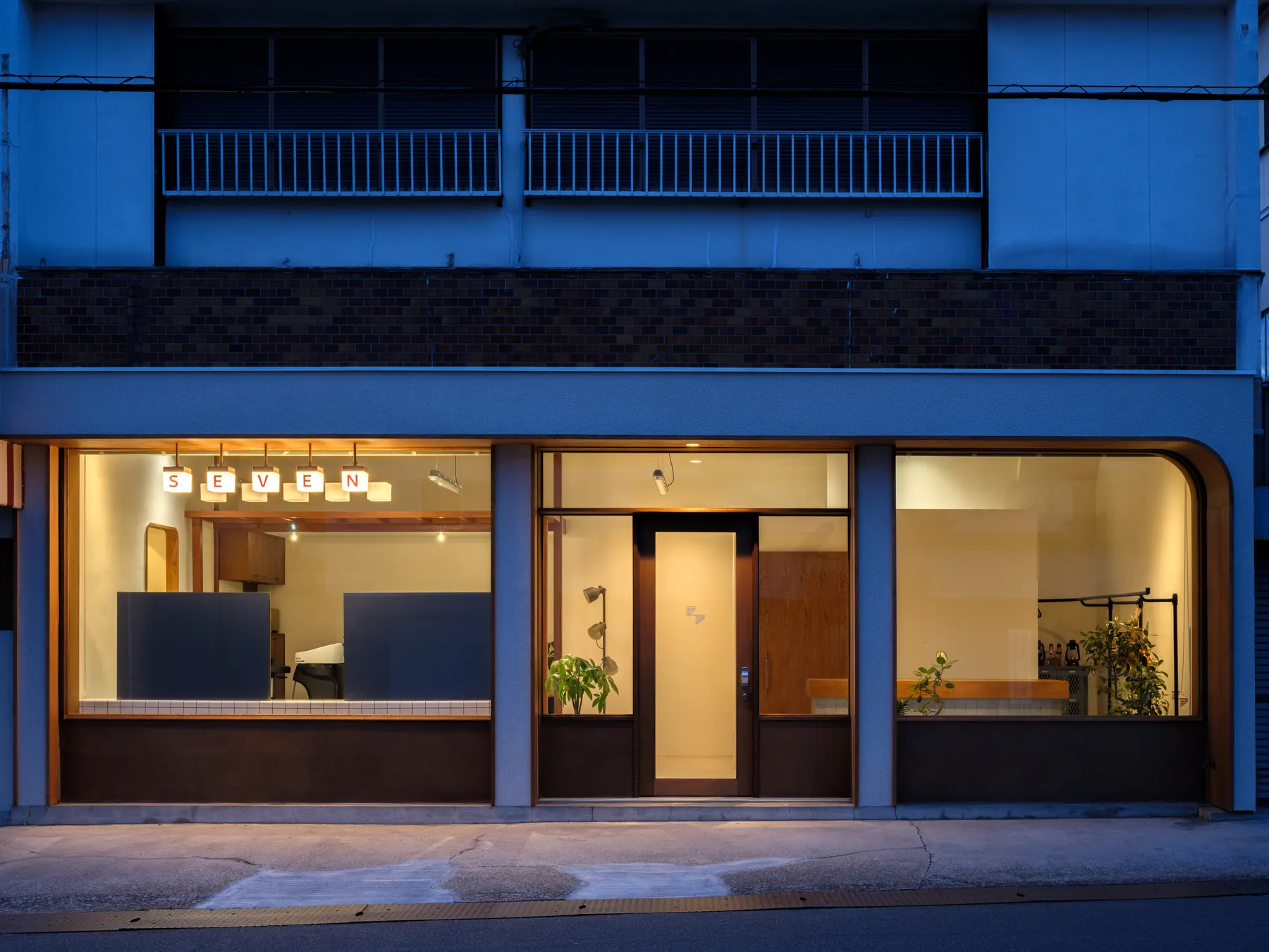 SHOP — 夕景のファサード